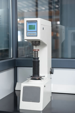 Rockwell Hardness Tester